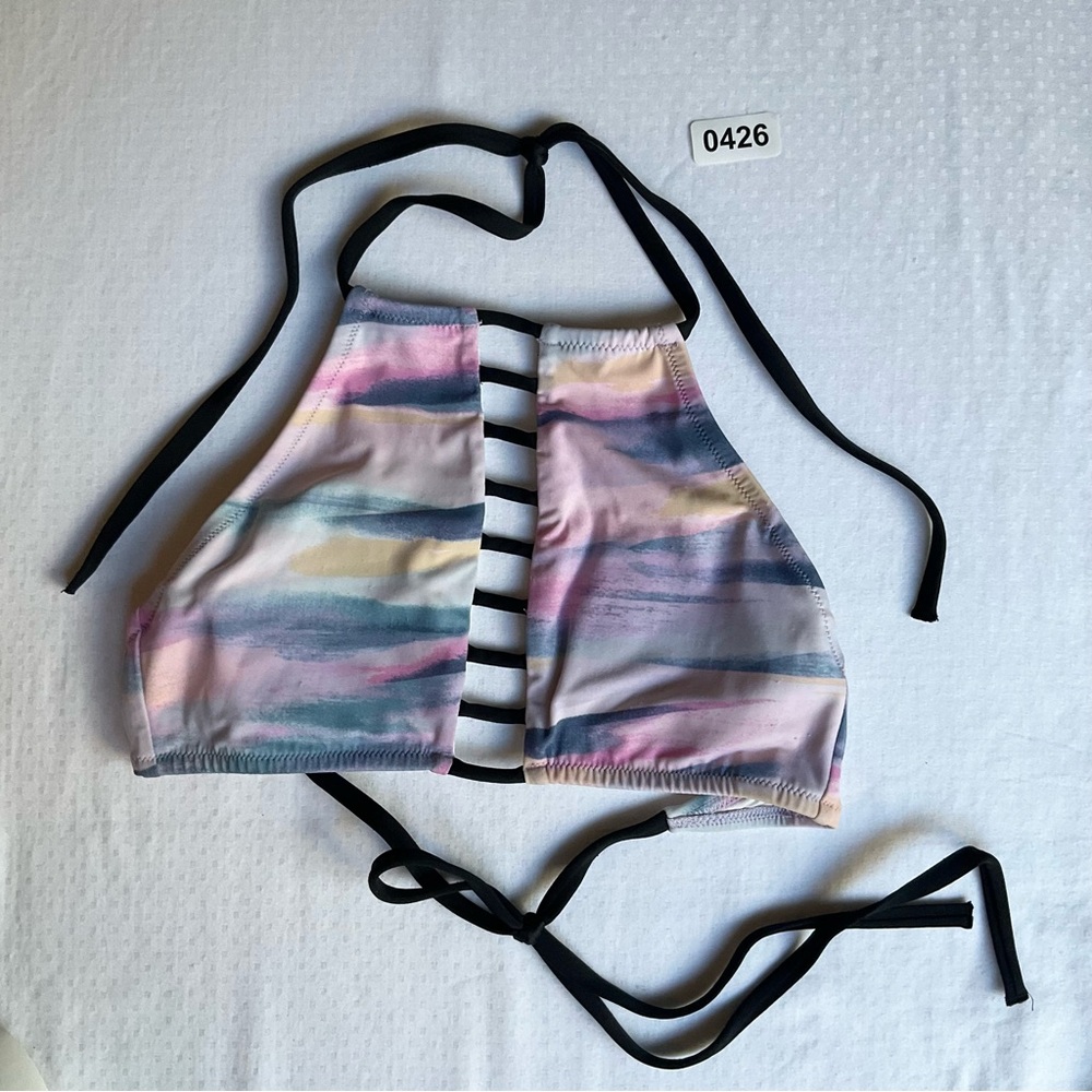PINK Victoria Secrets Women’s Swimming Top Swimsuit, size XS,Multi Color & Black
